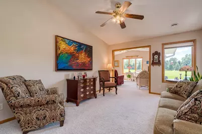 549 Oakwood Drive, Janesville, MN 56048 - Photo 6