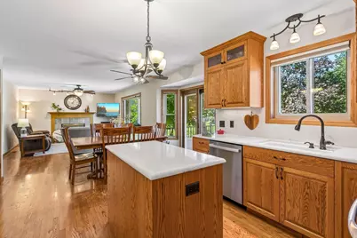 21071 Hyacinth Avenue, Lakeville, MN 55044 - Photo 10