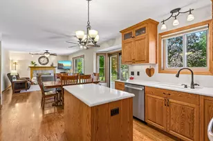 21071 Hyacinth Ave, Lakeville, MN 55044 - Photo 10
