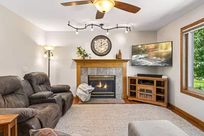 21071 Hyacinth Avenue, Lakeville, MN 55044 - Photo 16
