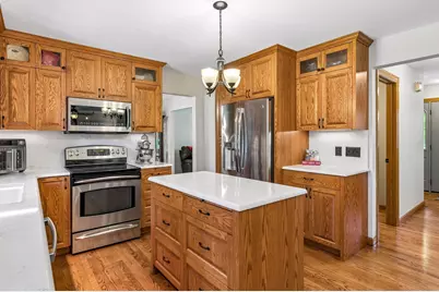 21071 Hyacinth Avenue, Lakeville, MN 55044 - Photo 8