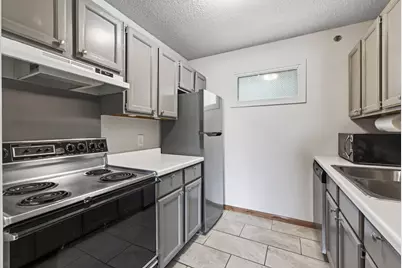 2150 Ridge Drive #36, Saint Louis Park, MN 55416 - Photo 8