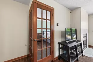 2150 Ridge Dr, Saint Louis Park, MN 55416 - Photo 10