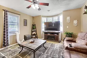 1129 2nd St, Hudson, WI 54016 - Photo 2