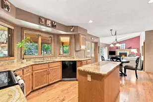 17654 W 67th St, Eden Prairie, MN 55346 - Photo 8