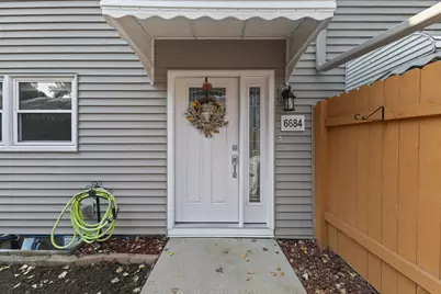 6684 Gretchen Lane N, Oakdale, MN 55128 - Photo 4