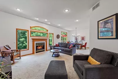 3947 Bailey Ridge Draw, Woodbury, MN 55125 - Photo 6