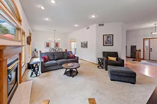 3947 Bailey Ridge Draw, Woodbury, MN 55125 - Photo 8