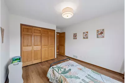1756 Helena Road N, Oakdale, MN 55128 - Photo 16