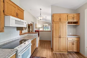 3142 Manitou Dr, White Bear Lake, MN 55110 - Photo 8