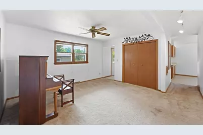 202 34th Avenue N, Saint Cloud, MN 56303 - Photo 16