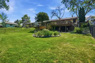 2686 Victoria St N, Roseville, MN 55113 - Photo 30