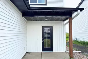 3206 Scotch Ln, Mankato, MN 56001 - Photo 2