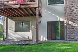14302 Fairway Dr, Eden Prairie, MN 55344 - Photo 16