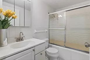 14302 Fairway Dr, Eden Prairie, MN 55344 - Photo 20