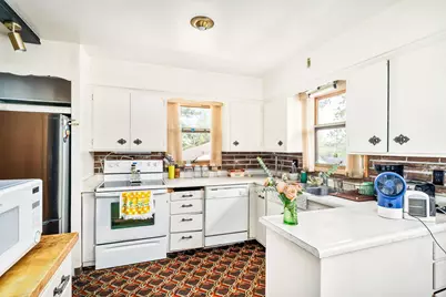 832 N 43rd Avenue W, Duluth, MN 55807 - Photo 12
