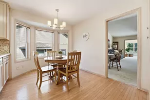 644 Overlook Dr, Roseville, MN 55113 - Photo 8