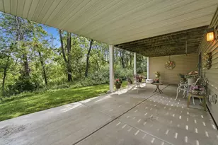 644 Overlook Dr, Roseville, MN 55113 - Photo 38