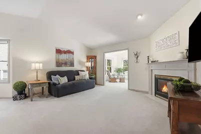 644 Overlook Drive, Roseville, MN 55113 - Photo 14