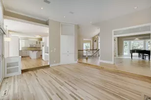 7170 Kenmare Dr, Bloomington, MN 55438 - Photo 14