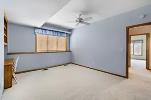 7170 Kenmare Dr, Bloomington, MN 55438 - Photo 48