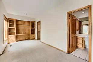 7170 Kenmare Dr, Bloomington, MN 55438 - Photo 46