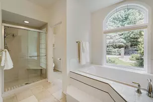 7170 Kenmare Dr, Bloomington, MN 55438 - Photo 36