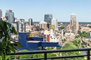 1111 W River Pkwy, Minneapolis, MN 55415 - Photo 20