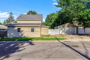 941 Cypress St, Saint Paul, MN 55106 - Photo 22