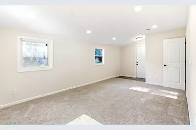 941 Cypress Street, Saint Paul, MN 55106 - Photo 2