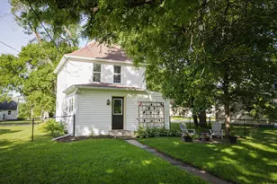 716 Lyndale Ave, Morris, MN 56267 - Photo 12