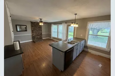 316 Newburg Avenue W, Mabel, MN 55954 - Photo 10