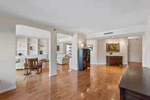 1225 Lasalle Ave, Minneapolis, MN 55403 - Photo 10