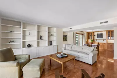 1225 Lasalle Avenue #1307, Minneapolis, MN 55403 - Photo 2