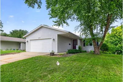 2011 50th Street NW, Rochester, MN 55901 - Photo 2