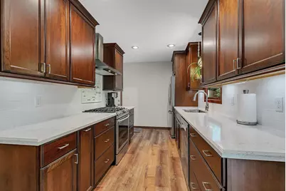 3631 Hillview Lane, Saint Bonifacius, MN 55375 - Photo 10
