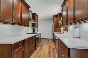 3631 Hillview Ln, Saint Bonifacius, MN 55375 - Photo 10