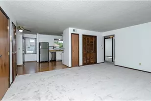 1811 Greenfield Ln SW, Rochester, MN 55902 - Photo 6