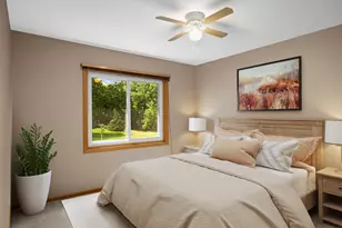 4361 Buckingham Ct, Vadnais Heights, MN 55127 - Photo 24