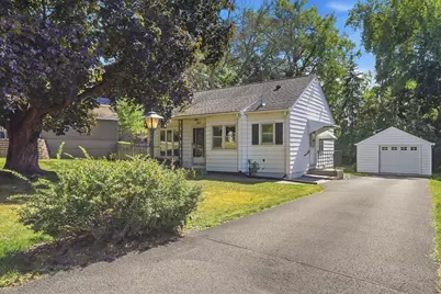 590 Valley Lane, Mendota Heights, MN 55118 - Photo 2