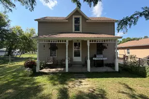 206 E 2nd St, Hardwick, MN 56134 - Photo 1