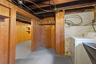 1216 Danforth St, Saint Paul, MN 55117 - Photo 30