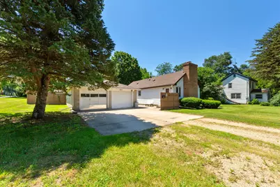 403 9th Street W, Northfield, MN 55057 - Photo 4