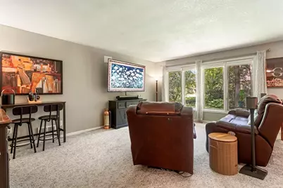 2685 Glenbrook Avenue N, Oakdale, MN 55128 - Photo 2