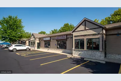 3257 19th Street NW #3, Rochester, MN 55901 - Photo 2
