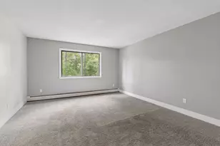 1304 W Medicine Lake Dr, Plymouth, MN 55441 - Photo 18
