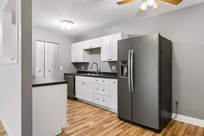 1304 W Medicine Lake Drive #320, Plymouth, MN 55441 - Photo 14