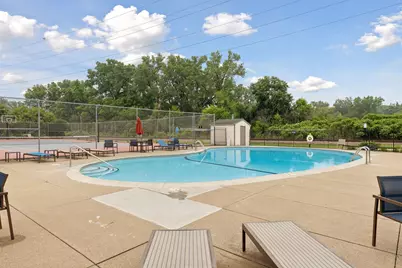 1304 W Medicine Lake Drive #320, Plymouth, MN 55441 - Photo 36