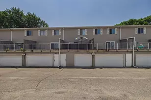 1467 Goodwin Ave N, Oakdale, MN 55128 - Photo 20