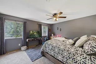 1467 Goodwin Ave N, Oakdale, MN 55128 - Photo 14